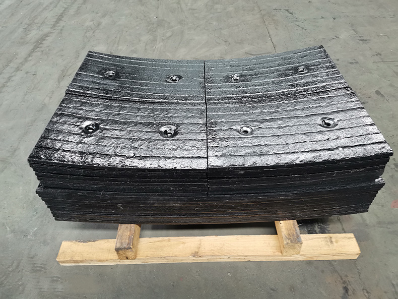 耐磨鋼板-耐磨襯板，雙金屬復合堆焊工藝(圖1)